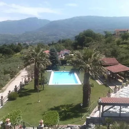 Agriturismo Borgo Nuovo Sant'agata Dei Goti Guest house Migliara-San Silvestro